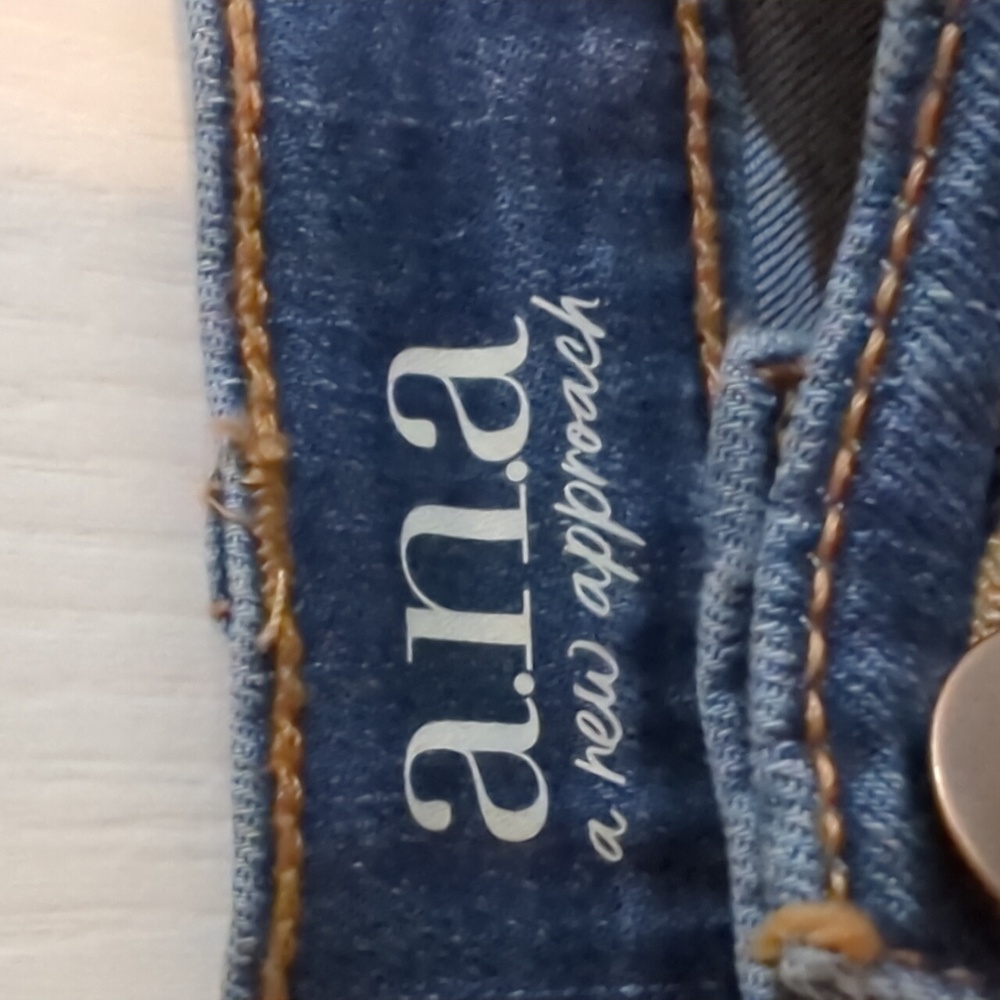 NWT a.n.a Dark Blue Jean Shorts with Button Fly size 14 - Picture 6 of 12